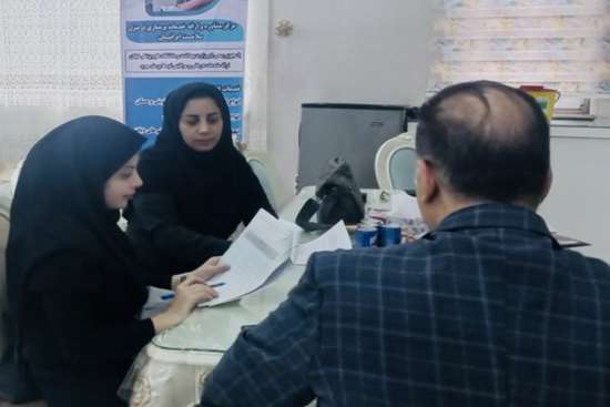 بازدید مشترک کارشناس مدیریت امور پرستاری و کارشناس مدیریت نظارت و اعتباربخشی دانشگاه از یک مرکز مراقبت در منزل شهر رشت مورخ 1 مه 